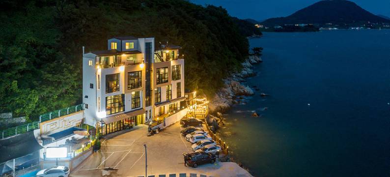 耶稣黄色潜水艇酒店(Yeosu Yellow Sub Marine)图片