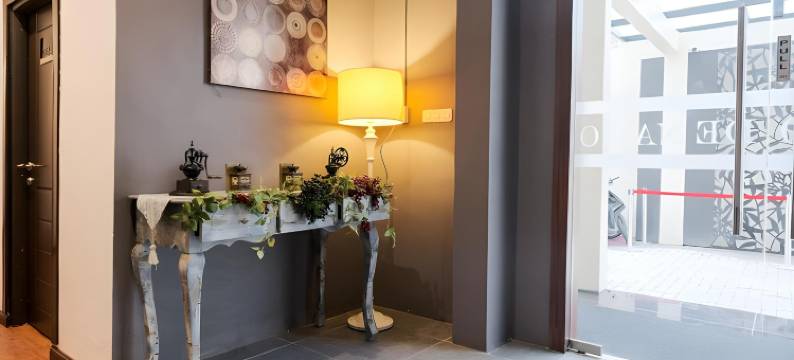 红多兹酒店-近棉兰皇家普里玛医院2号(RedDoorz Near RS Royal Prima Medan 2)图片