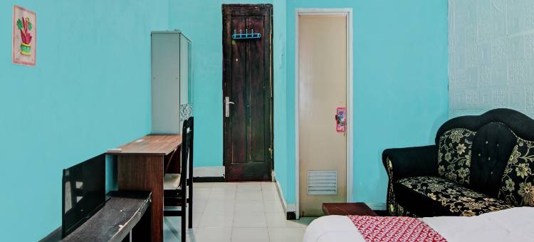 森达纳伊斯兰旅馆酒店，靠近PASAR FLAMBOYAN(Hotel O Wisma Cendana Syariah Near Pasar Flamboyan)图片