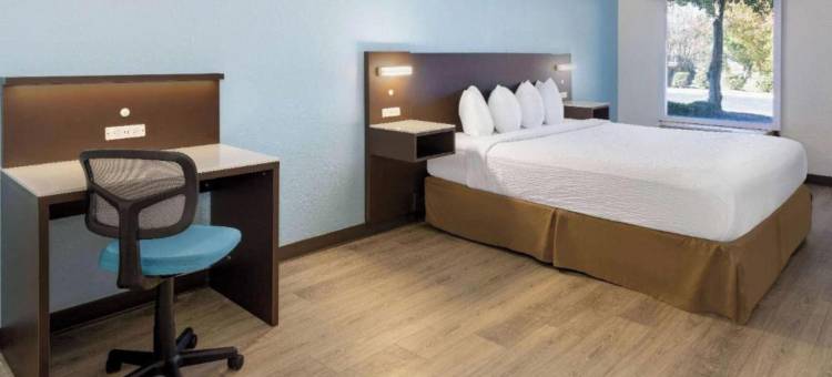 勒琼营温德姆栢茂酒店(Studio 6 Suites Jacksonville, NC)图片