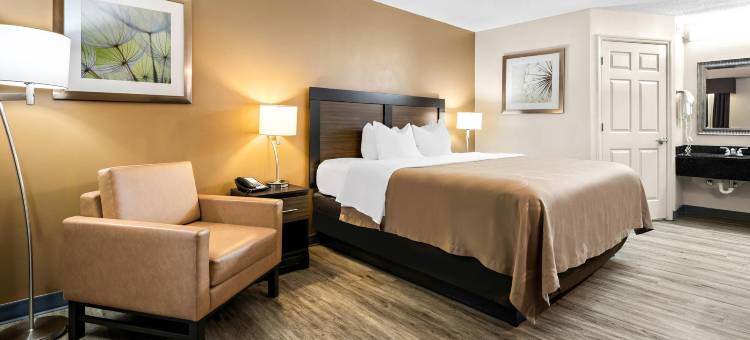 迪凯特河城凯艺酒店(Quality Inn Decatur River City)图片