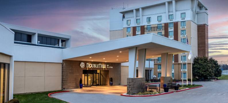 辛辛那提机场希尔顿逸林酒店(DoubleTree by Hilton Hotel Cincinnati Airport)图片