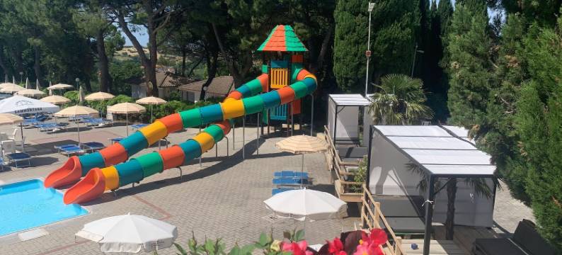 马尔怡希耶拉酒店(Hotel MarYsierra)图片