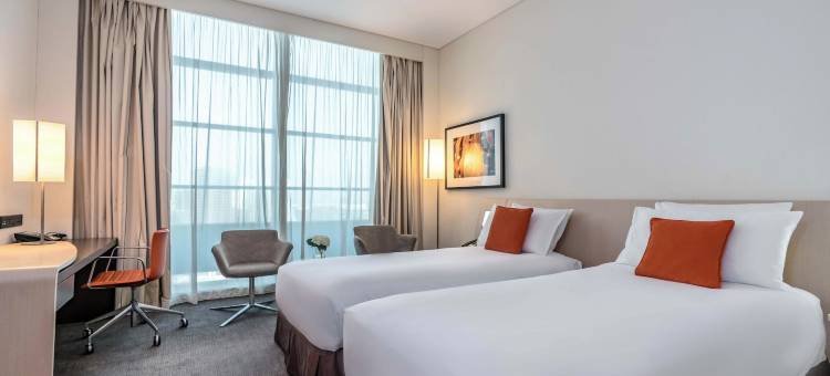 阿布扎比阿尔布斯坦诺富特酒店(Novotel Abu Dhabi Al Bustan)图片