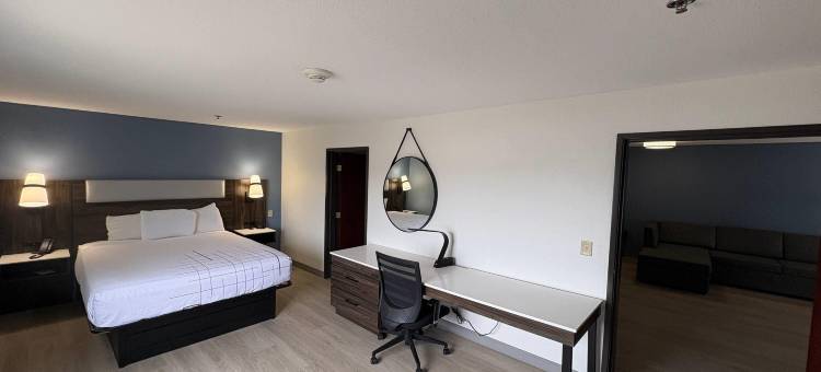 道奇城拉昆塔温德姆套房酒店(La Quinta Inn & Suites by Wyndham Dodge City)图片