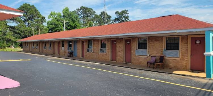 靠近普莱森特山德克萨斯州的雷拉克斯旅馆(Relax Inn Daingerfield Near Mount Pleasant TX)图片