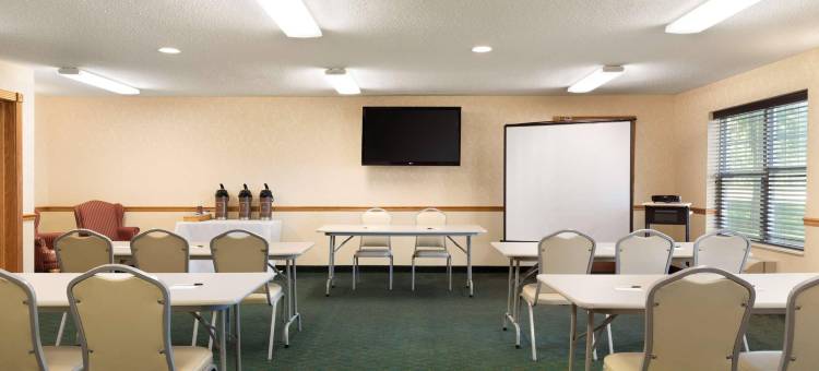 梅森城丽怡酒店(Country Inn & Suites by Radisson, Mason City, IA)图片
