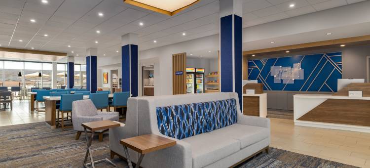 IHG智选假日酒店及套房亨茨维尔东北(Holiday Inn Express & Suites Huntsville Northeast by IHG)图片