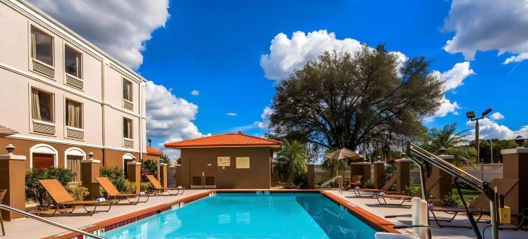 舒适套房酒店布雷登顿北部I-75(Comfort Inn & Suites Bradenton North I-75)图片