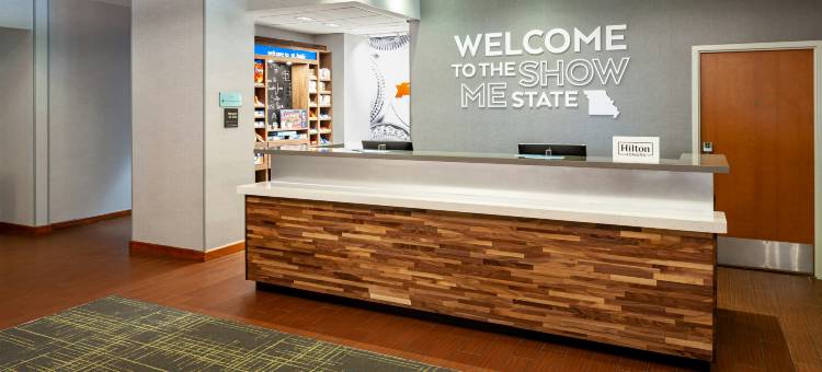 圣路易斯森林公园欢朋套房酒店(Hampton Inn & Suites St. Louis at Forest Park)图片