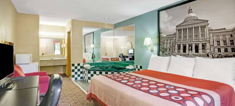 森林公园温德姆速8酒店(Super 8 by Wyndham Forest Park)图片