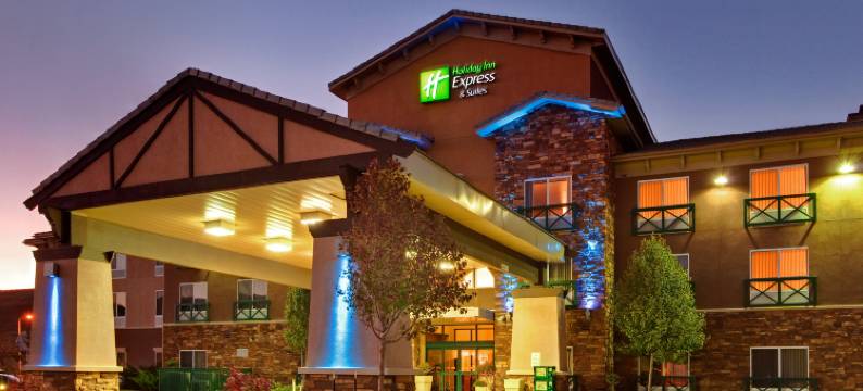 特哈查比智选假日酒店(Holiday Inn Express & Suites TEHACHAPI HWY 58/MILL ST. by IHG)图片