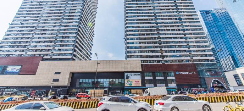 蓝海恒大公寓(青岛中央商务区店)图片