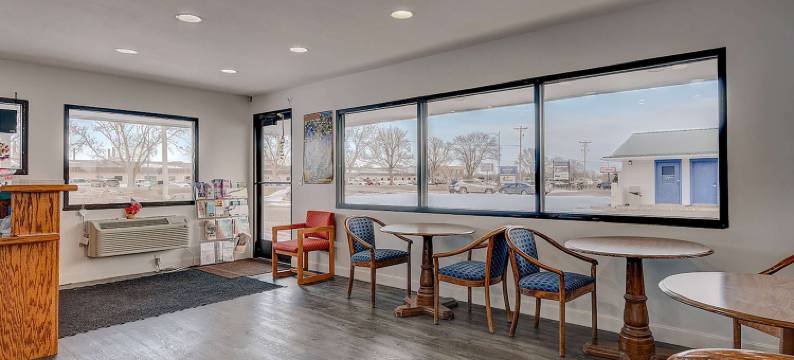 斯皮里特莱克Travelodge by Wyndham酒店/奥科博吉(Travelodge by Wyndham Spirit Lake/Okoboji)图片