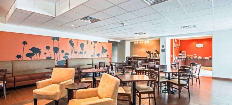 亨尼西北舒眠套房酒店(Sleep Inn & Suites Hennessey)图片