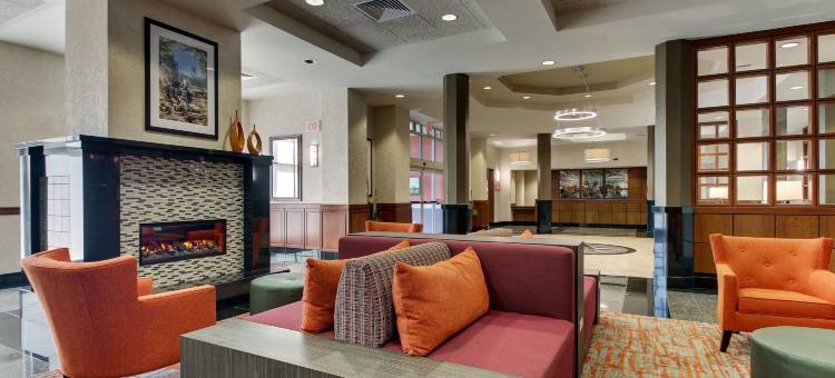 梅里迪恩德鲁里套房酒店(Drury Inn & Suites Meridian)图片