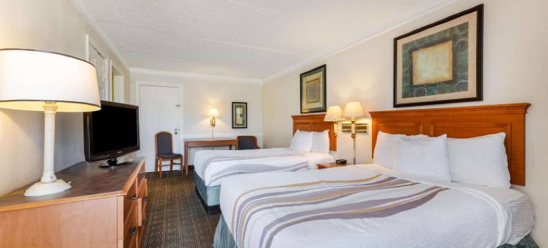 伯锡尔城拉昆塔温德姆酒店(La Quinta Inn by Wyndham Bossier City)图片