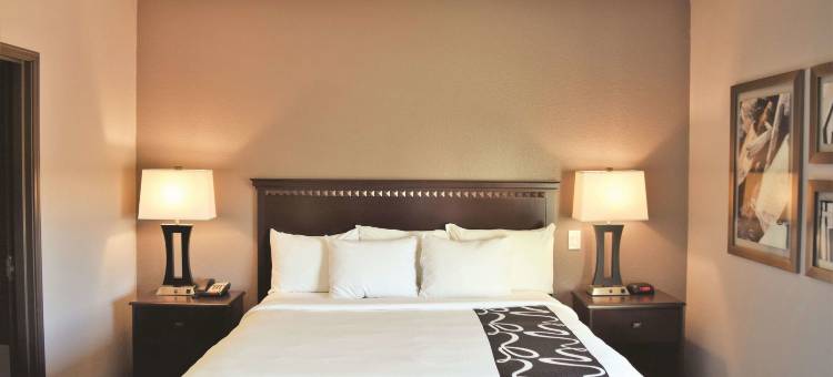 阿比林购物中心拉昆塔温德姆套房酒店(La Quinta Inn & Suites by Wyndham Abilene Mall)图片