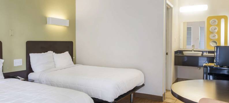 博林格林美洲贝斯特维佑酒店(Americas Best Value Inn Bowling Green)图片