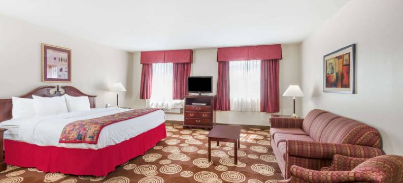 阿克龙-塞维利亚浩枫温德姆公寓(Hawthorn Extended Stay by Wyndham Seville)图片