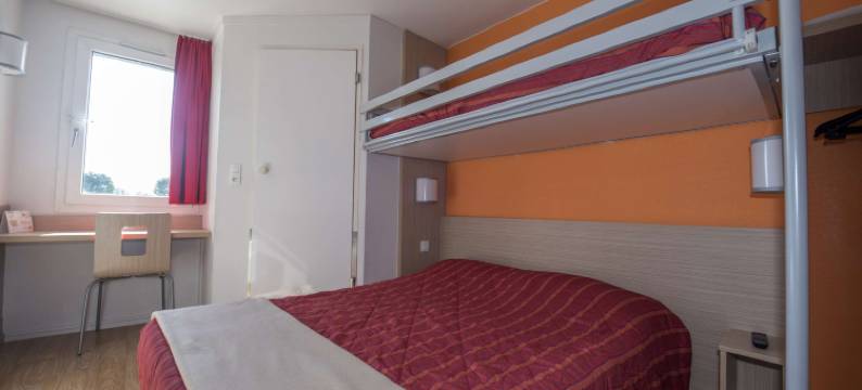 日内瓦圣格尼斯普伊普瑞米尔经典酒店(Premiere Classe Geneve - Saint Genis Pouilly)图片