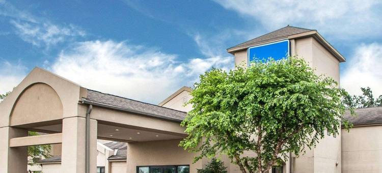 穆克纳戈呗盟套房酒店(Baymont by Wyndham Mukwonago)图片