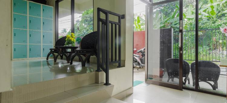 红多兹酒店@马那多玛拉拉扬2号(RedDoorz @ Malalayang 2 Manado)图片