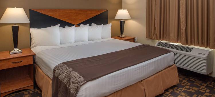 贝斯特韦斯特修尔住宿普拉斯酒店 - 肯纳威克三城(Best Western Kennewick Tri-Cities Center Hotel)图片