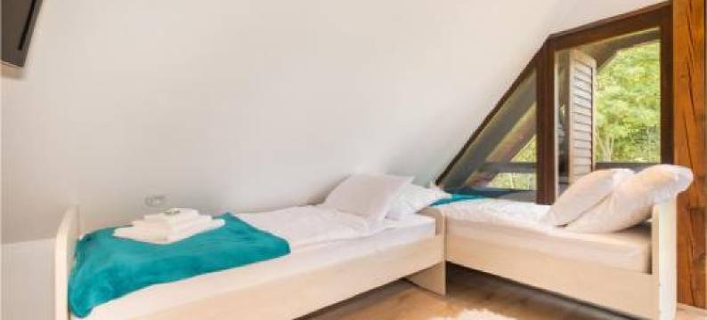 Beautiful Home in Bedenica with Sauna图片