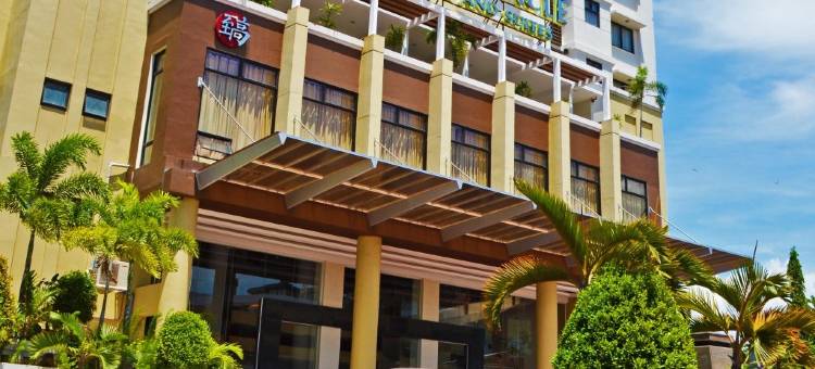 品尼高套房酒店(The Pinnacle Hotel and Suites)图片