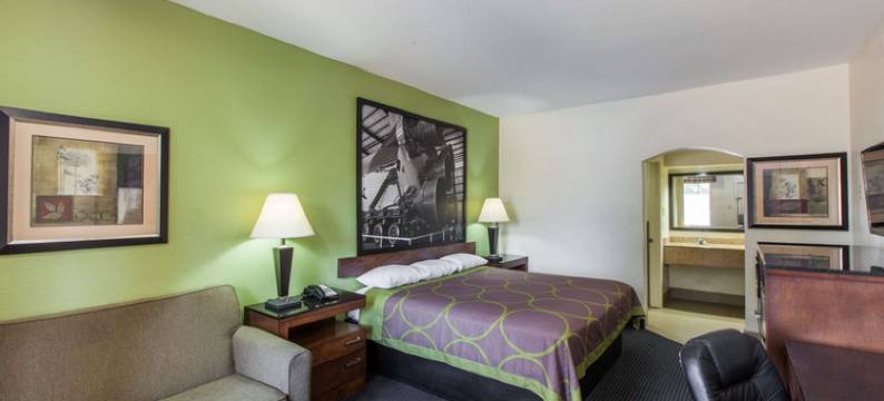 休斯顿霍比机场南速8酒店(Super 8 by Wyndham Houston Hobby Airport South)图片