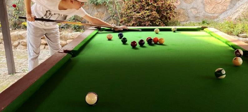 山间小筑特色木屋三居室别墅(文阳路分店)图片