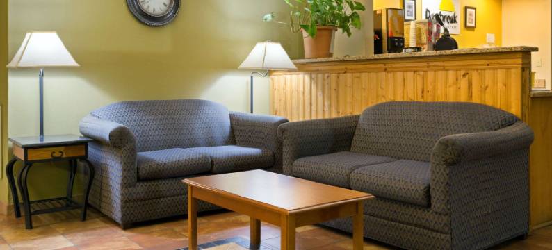 克林顿戴斯酒店(Days Inn by Wyndham Clinton)图片