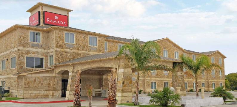 南韦科华美达酒店(Ramada by Wyndham South Waco)图片