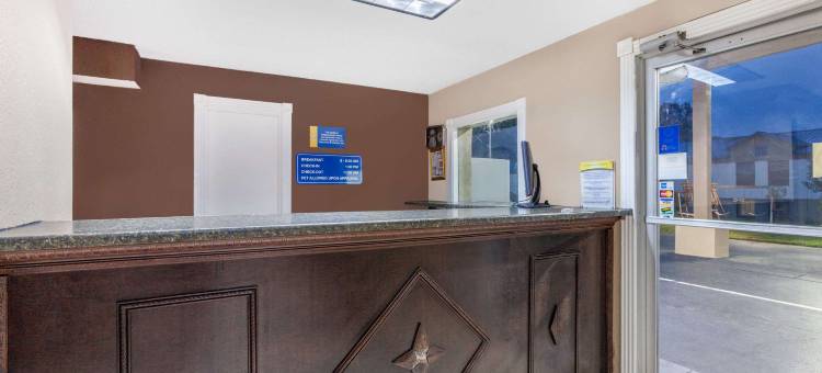 杰克逊维尔温德姆戴斯酒店(Days Inn by Wyndham Jacksonville)图片