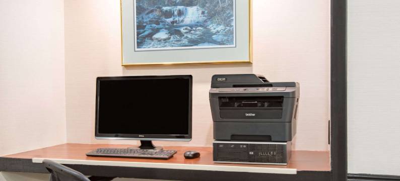 温德姆华美达-坎伯兰市中心(Ramada by Wyndham Cumberland Downtown)图片