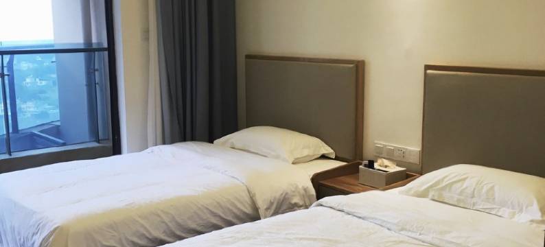 依云四季南昆山温泉公寓(增马路分店)图片