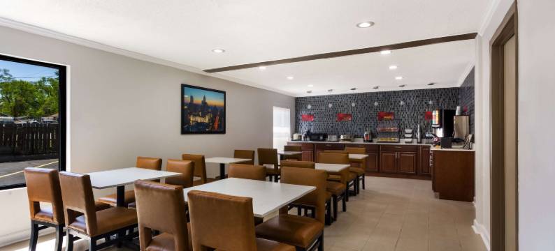 南本德圣母大学附近品质酒店(Quality Inn South Bend Near Notre Dame)图片