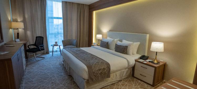 罗丝蒙德阿尔哈姆拉(Rosemond Al Hamra)图片