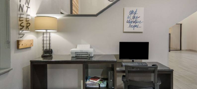 沃思堡北罗阿诺克品质套房酒店(Quality Inn & Suites Roanoke - Fort Worth North)图片