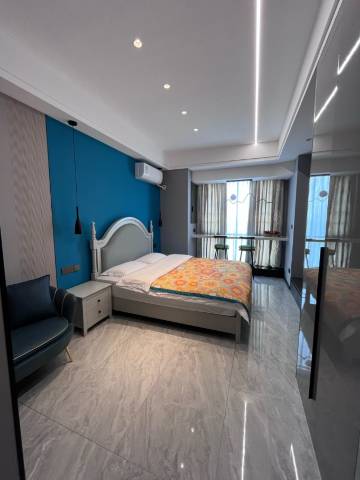 蓝光陳陈公寓(松青路分店)