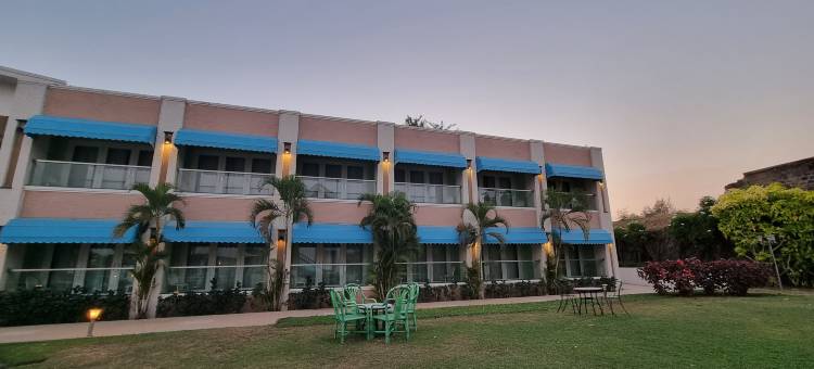 阿扎罗温泉度假村(Azzaro Resort & Spa)图片