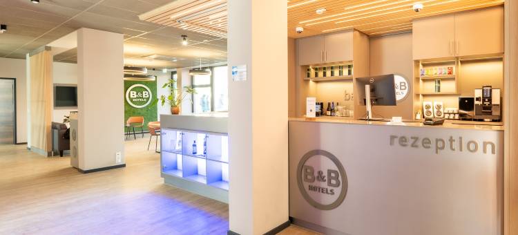 民宿酒店阿尔布施塔特-中央火车站(B&B Hotel Albstadt-Hbf)图片