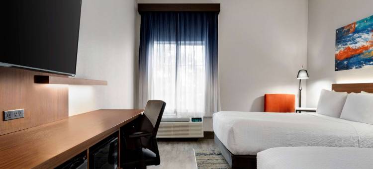 斯蒂芬维尔拉昆塔温德姆套房酒店(La Quinta Inn & Suites by Wyndham Stephenville)图片