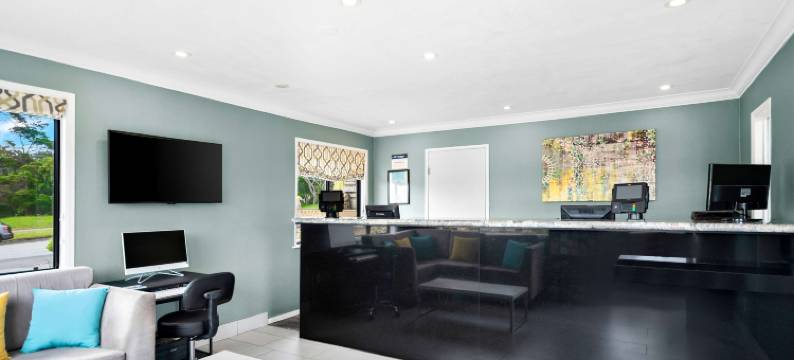 帕克科瑞斯特贝斯特韦斯特酒店(Best Western Park Crest Inn)图片