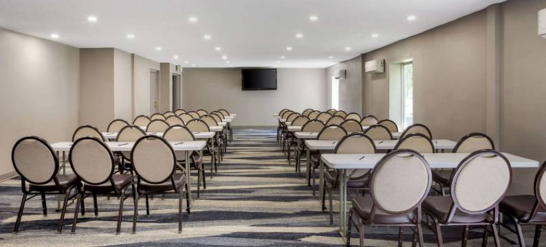 纳什维尔机场舒适套房 - BNA(Comfort Suites Nashville Airport - Bna)图片