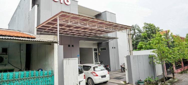 红多兹酒店-近泗水动物园(RedDoorz Near Surabaya Zoo)图片