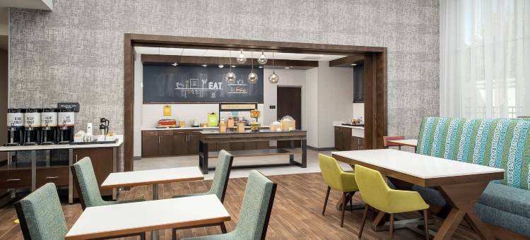 夏洛特机场普安特湖欢朋套房酒店(Hampton Inn & Suites Charlotte Airport Lake Pointe)图片