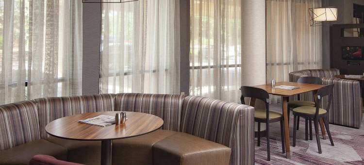 弗多斯塔万怡酒店(Courtyard Valdosta)图片