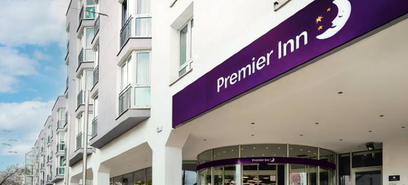 优品迎斯图加特巴德坎施塔特酒店(Premier Inn Stuttgart Bad Cannstatt)图片